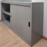 Armadio per ufficio in metallo con ante scorrevoli