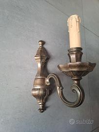 Applique stile classico a una lampadina