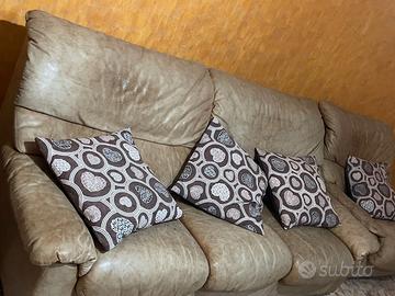 Divano in pelle