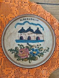 Piatto in ceramica hand made Alberobello