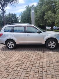 Automobile Subaru Forester 2.0 GPL/benzina