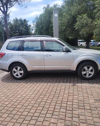 Automobile Subaru Forester 2.0 GPL/benzina
