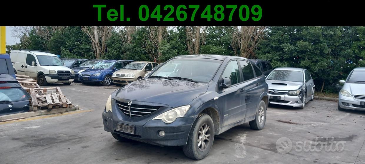 Set Di 8 Coperture Per Sensori Di Parcheggio Anteriori Per Mercedes C300, CLS450, E350, GLC, GLA E Altri – Sostituzione Diretta, Plastica Nera (Codice 2058840074) - 2
