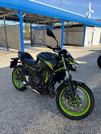 Kawasaki Z650 2021 - 11.000 km
