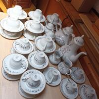 Servizio da caffè e tè in porcellana  – 24 pz