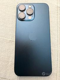 Privato vende iphone 15pro max azzurro