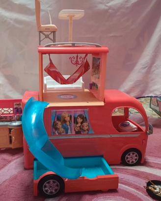 Camper Barbie completo 
