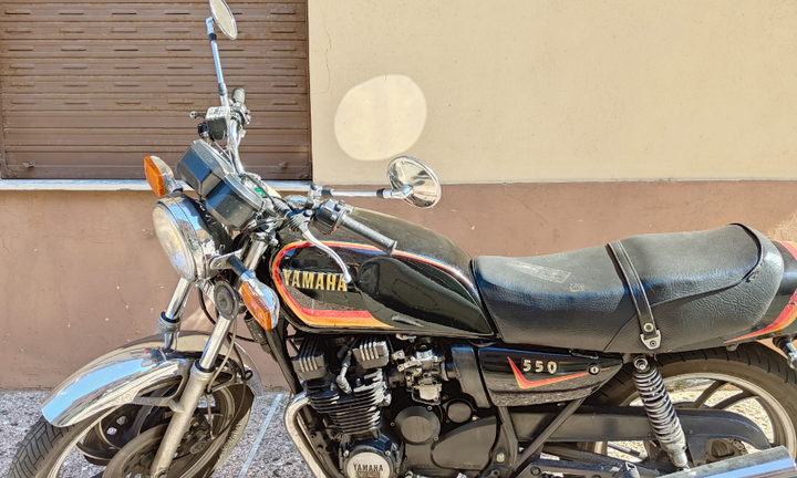 Yamaha 550