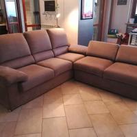Divano letto 3 posti grigio con isola