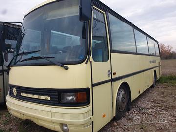 KAESSBOHRER SETRA - S 211 H