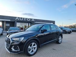 AUDI Q3 35 TDI S tronic Business Advanced