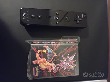 Wii controller+mini album di charizard
