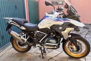 BMW r 1250 GS HP Rally scarico Akrapovic