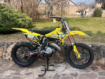 Suzuki RM 125 Enduro Targata -TRATTABILE