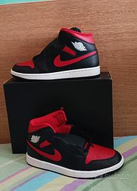 Sneakers Nike Air Jordan 1 MID unisex nere e rosse