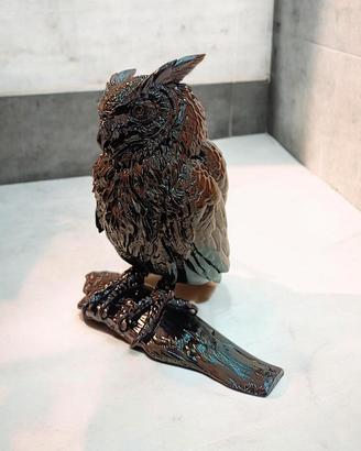 Statua Gufo Nero in Stampa 3D di Alta Qualità 