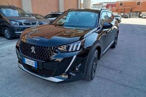 Peugeot 2008 SUV BlueHdi 2022