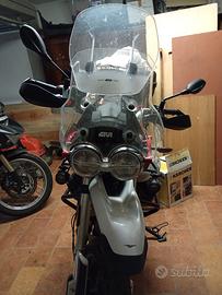 Moto Guzzi V85 TT - 2022