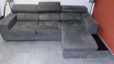 Divano con chaise longue