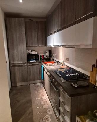 CIAMPINO TRILOCALE ARREDATO Con BALCONE - P.AUTO