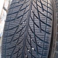  2 gomme invernali buoni 175/65 R14 M+S