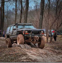 Jeep Cherokee XJ 2.5 td 4x4