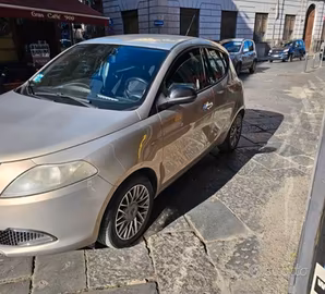 Lancia y 900 twinair