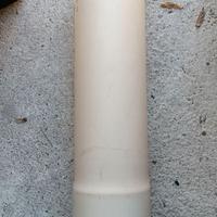 tubo in plastica con tappo