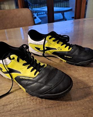 Scarpe calcio indoor