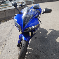 Yamaha yzf r1 anno 2004