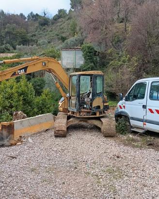 caterpillar 308 escavatore 80 quintali 