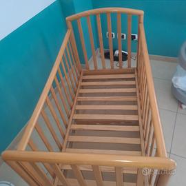 Lettino in legno bambino