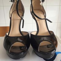 Scarpe Guess