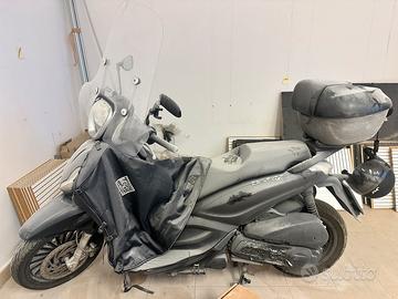 Piaggio Beverly 300 i.e. INCIDENTATO