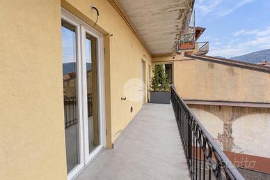 2 LOCALI A SARNICO