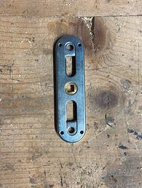 Meccanismo per maniglie cremonesi