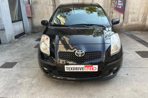 Toyota Yaris 1.3 5 porte Navi