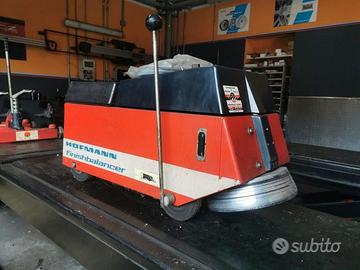 Bilanciatrice di finitura HOFMANN DIGITALE