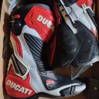 Stivali moto TCX by Ducati Corse