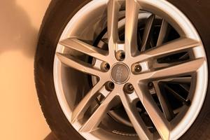 4 cerchi Audi originali 18” + gomme