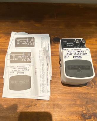 Behringer INSTRUMENT AMP SELECTOR AB100