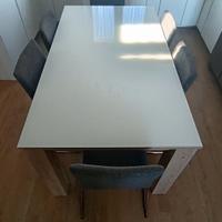 Set tavolo da pranzo con 6 sedie