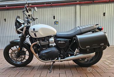TRIUMPH STREET TWIN 900 ABS