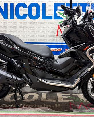 Scooter Zontes Zt 368 G My 26 - Nera tua a soli €1