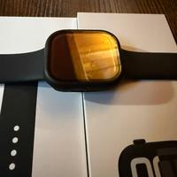 Apple Watch 10 46mm con due cover