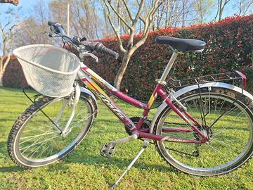 Bicicletta bambina da 8 a circa 12 anni