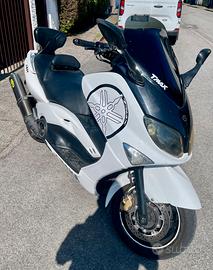 Tmax 500 del 2005
