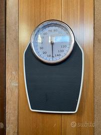 Bilancia pesa persone meccanica