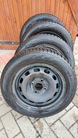 Kit 4 Ruote Complete Invernali 175/65 R14 Fiesta