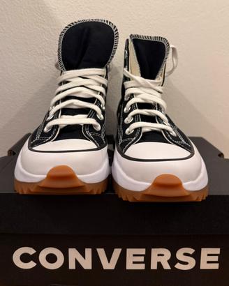 Converse Run Star Hike